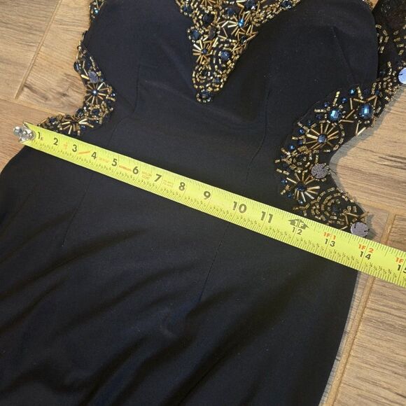 Betsy & Adam Beaded Halter Illusions Open Back Formal Gown Dress Sz 2 Navy Blue - Picture 8 of 12